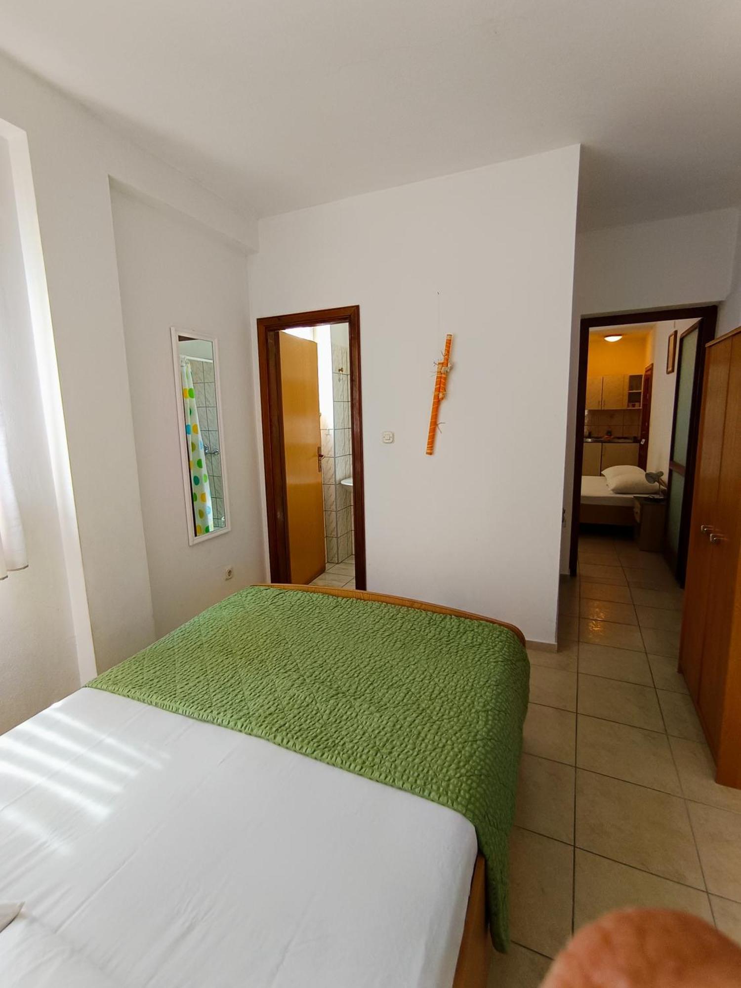 Studio Apartmani Marinella Baška Voda Oda fotoğraf